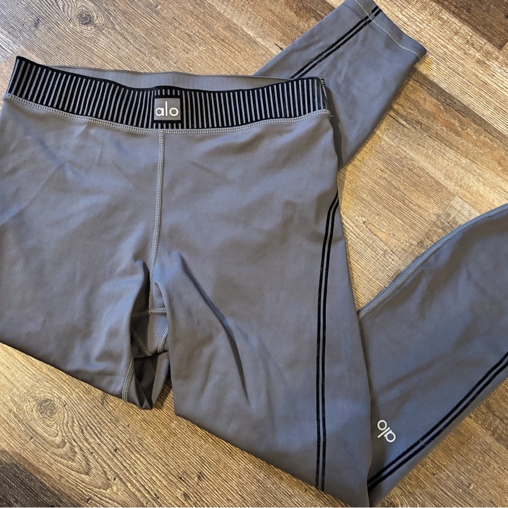 Alo Workout Set - image 6